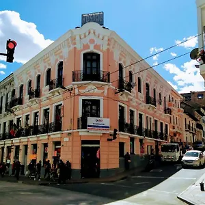 2* Casa de hóspedes Latitud Ecuem